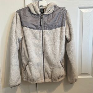 Girls XL fuzzy cream Northface
